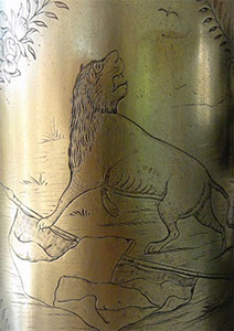 Shell depicting LION OF FLANDERS protecting the Belgium flag while spotting the German Eagle.Banner:"Souvenir de la Guerre 1914".