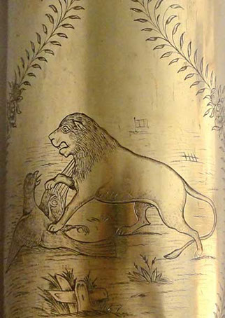 Shell LION OF FLANDERS defeating the German Eagle. Banner "Souvenir de la Victoire 1918"