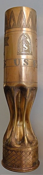 Shell Polar Bears insignia with letter S in center, band with US, top and bottom fluted&nbsp; engraved&nbsp; in zig-zag pattern.