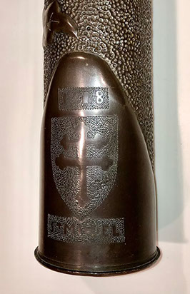 Shell bearing&nbsp; Chateau-Thierry town coat of Arms