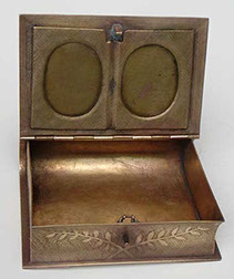 Jewel box opened, lid&nbsp; with two oval slots for sweetheart pictures.