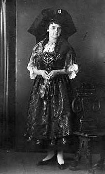 Picture of Ms. Jeanne Kunath in 1919 in traditional Alsatian dress